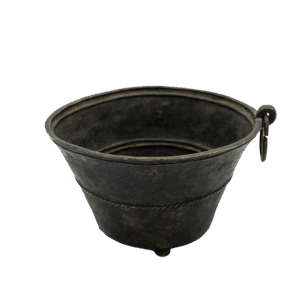 Antique measuring Pathi